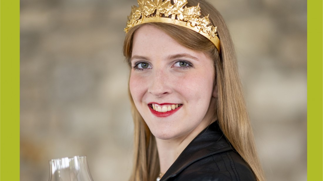 celine-met-groen, © Weingut Feldmann