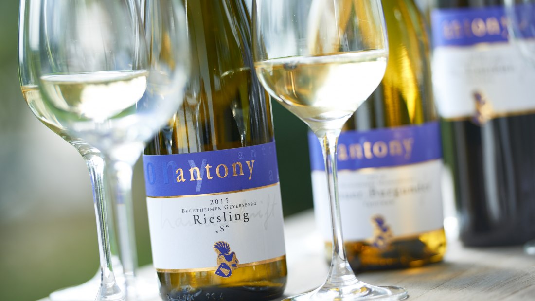 Weingut Antony_Weinflasche, © Weingut Antony