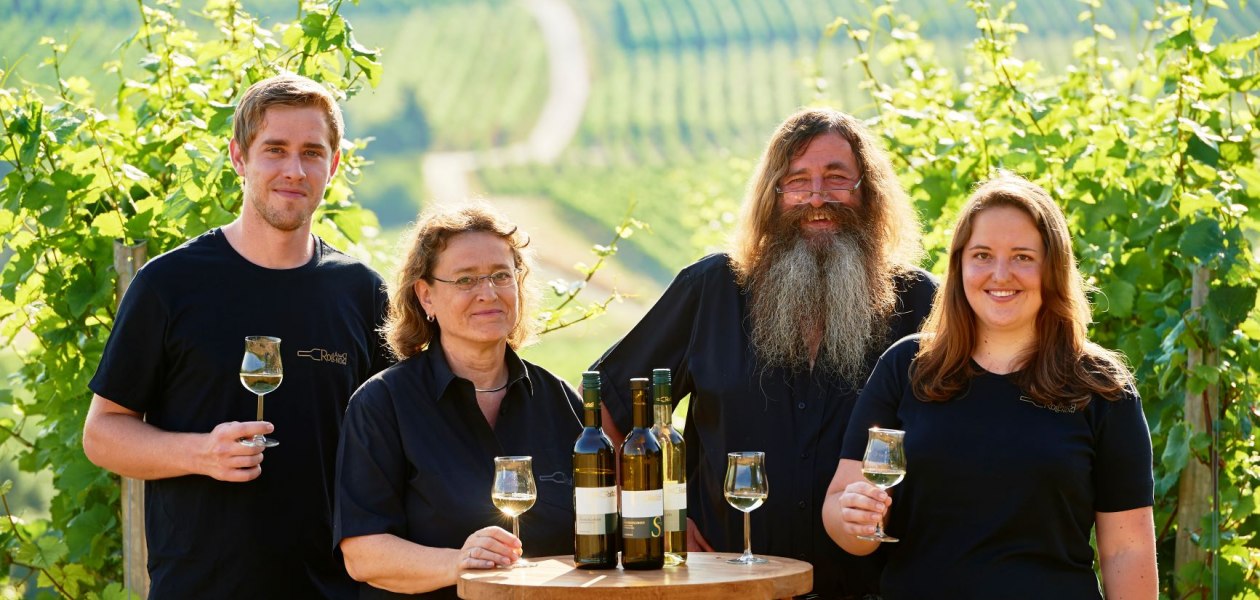 family-weyerhaeuser_kl, © Weingut Rollanderhof