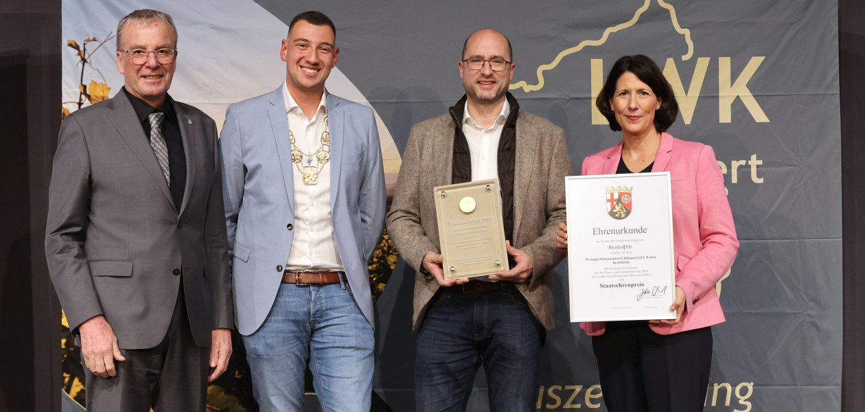 Staatsehrenpreis_2024_Weingut Oekonomierat Johann Geil I Erben, Bechtheim, © LWK RLP / Alexander Sell