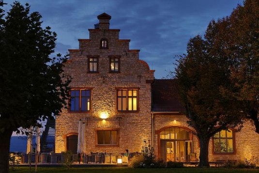 Winzerkeller in Abendstimmung, © Rainer Oppenheimer/IKuM GmbH