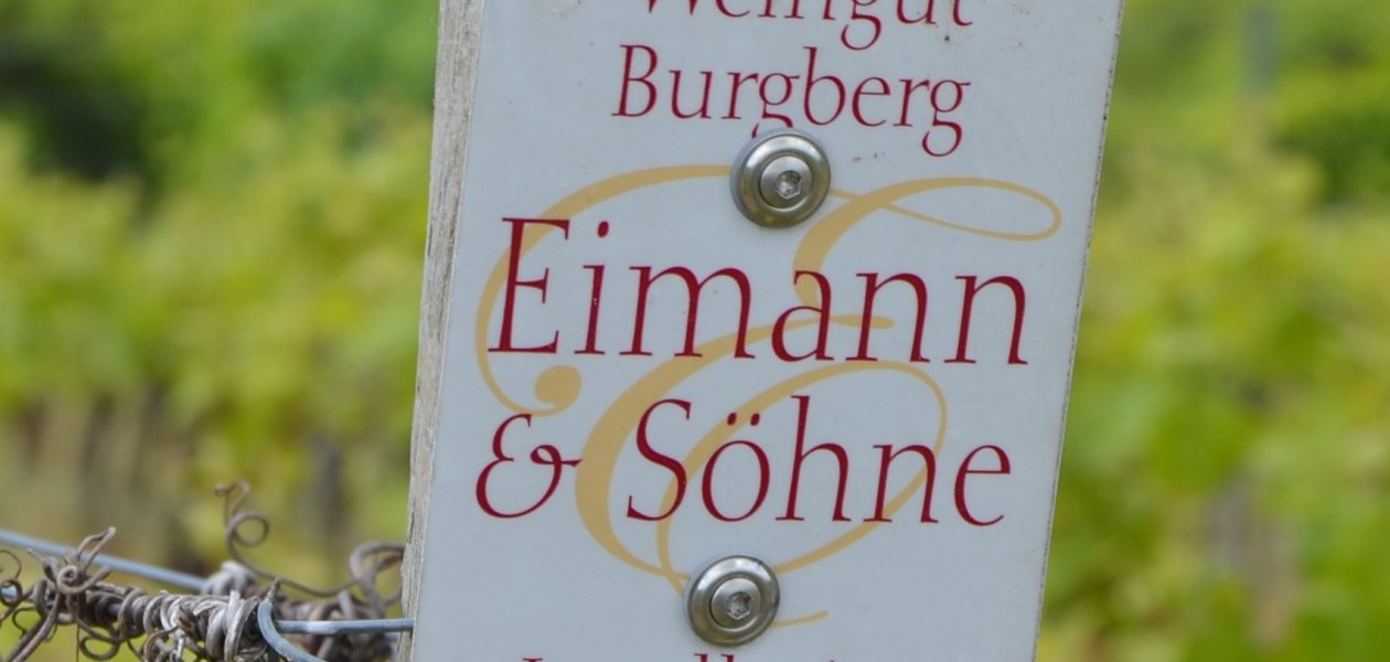 Weingut Burgberg Eimann & Söhne_Schild, © Weingut Burgberg Eimann & Söhne