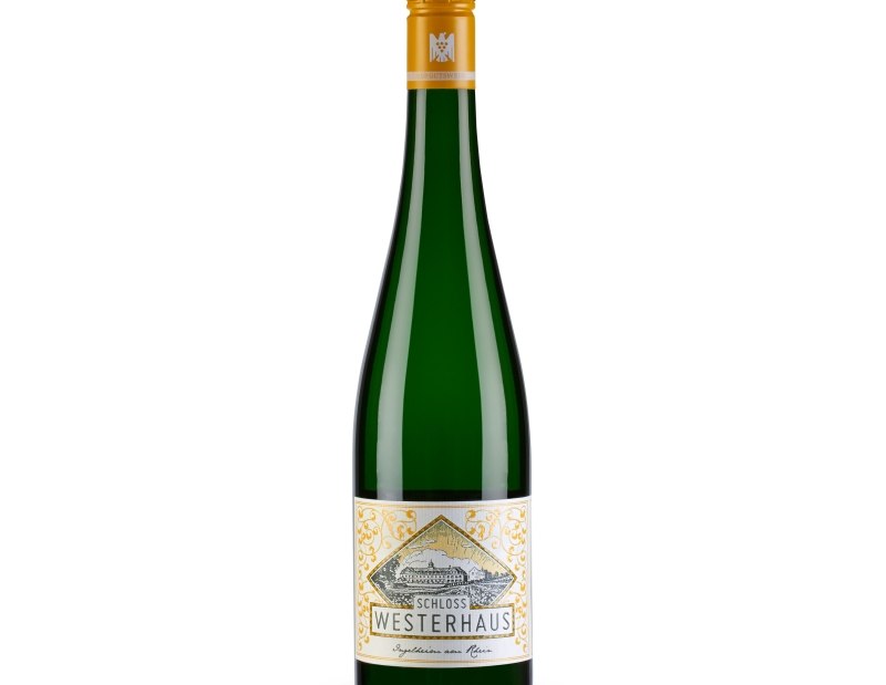 2Flasche_SW, © Weingut Schloß Westerhaus