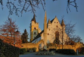 Burgkirche Ober-Ingelheim