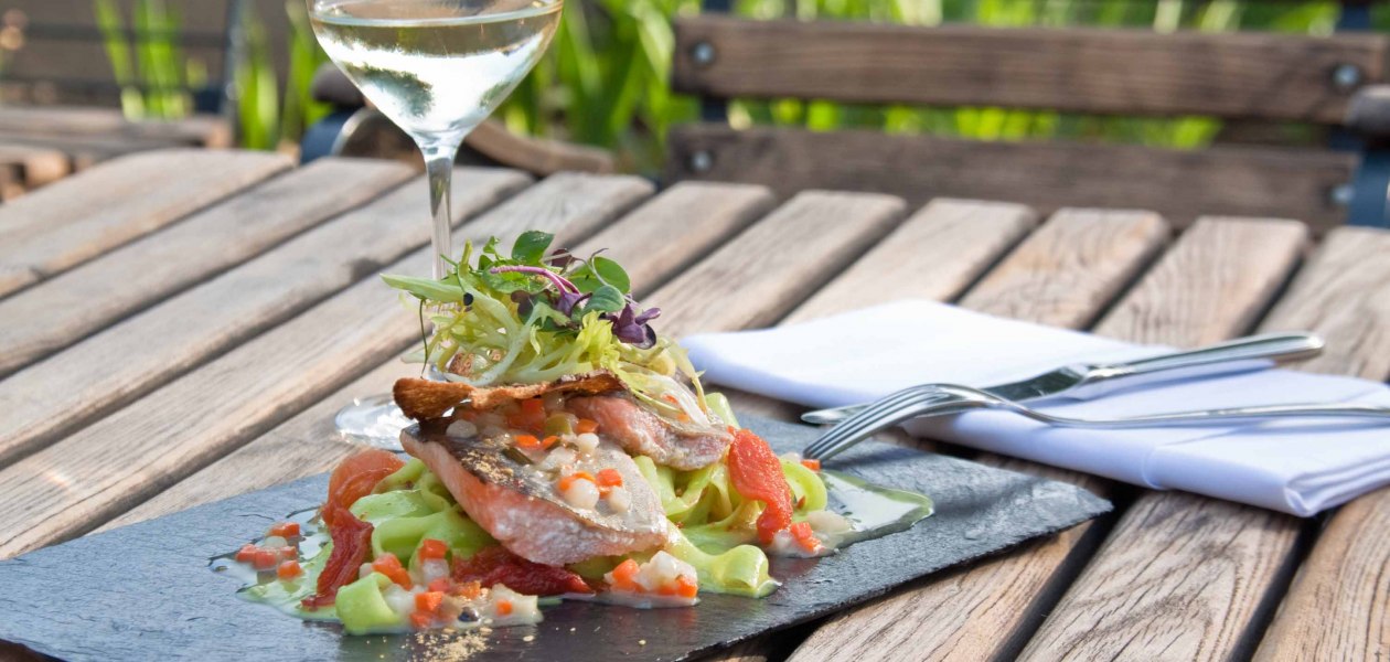 Eten in de tuin internet, © Weingut Espenhof