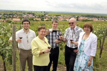 family, © Weingut Wartsteigerhof