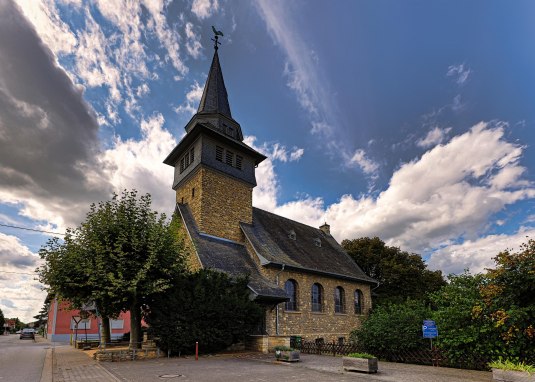 Gustav-Adolf-Kirche Frei-Weinheim © Rainer Oppenheimer