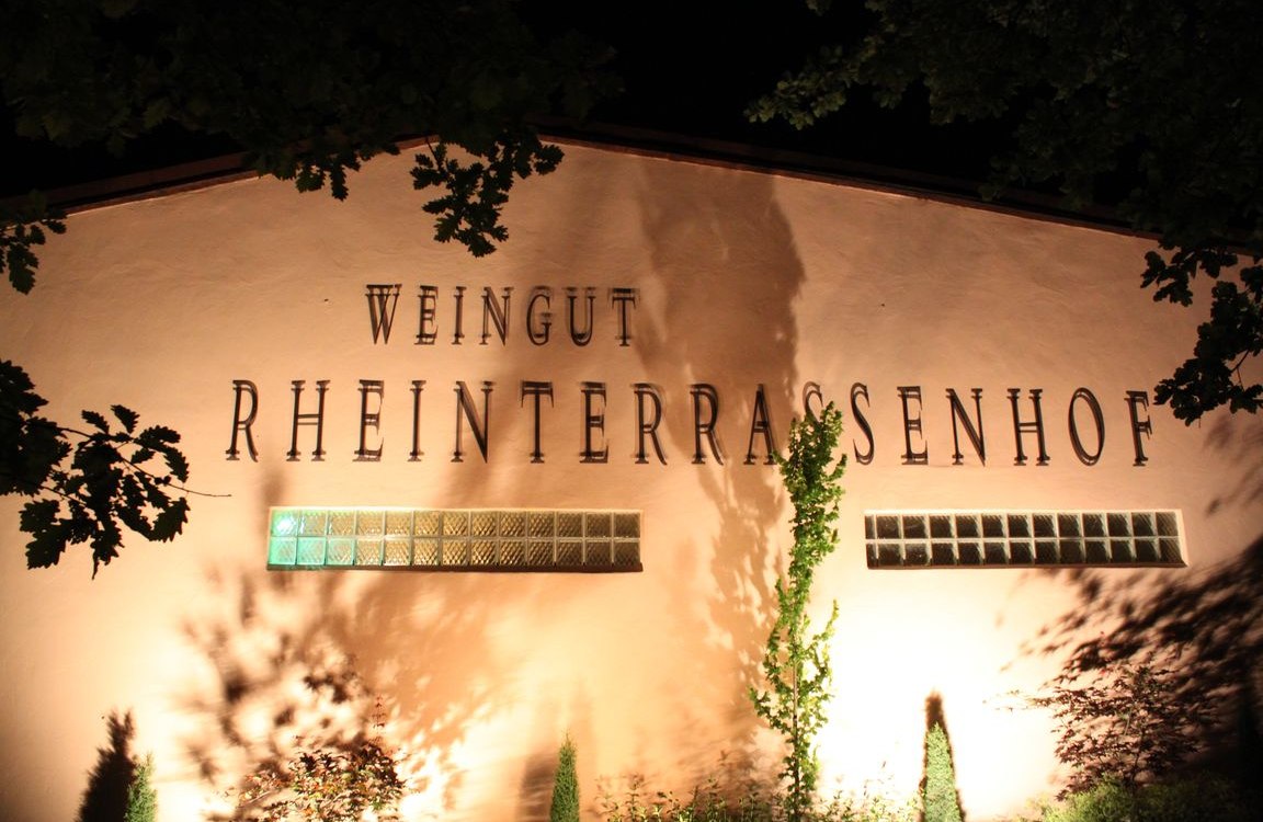 Jans_Facade, © Weingut Rheinterrassenhof - Janß