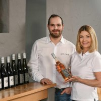 Weingut Gehring Diana Gehring mit Marvin Walter