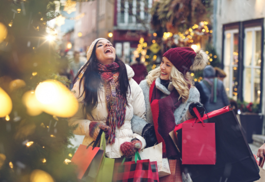 Weihnachts-Shopping, © Canva