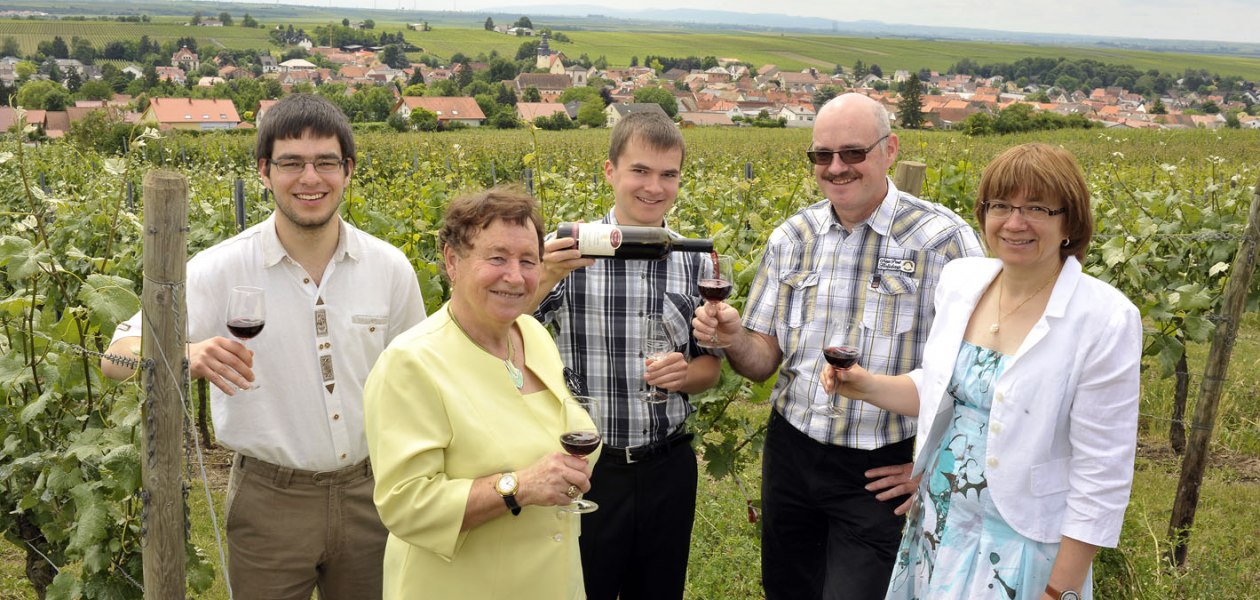 family, © Weingut Wartsteigerhof